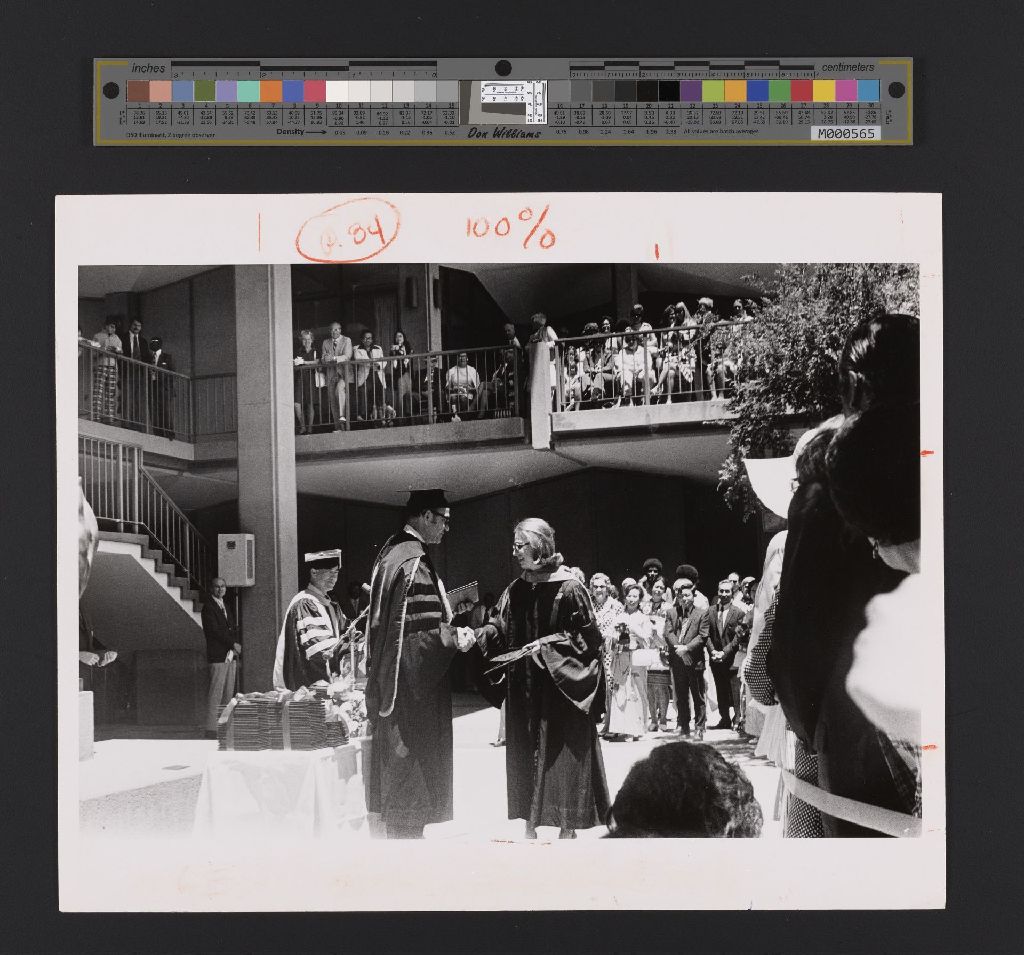 Miniature of Photo of GSB Graduation Class of '73