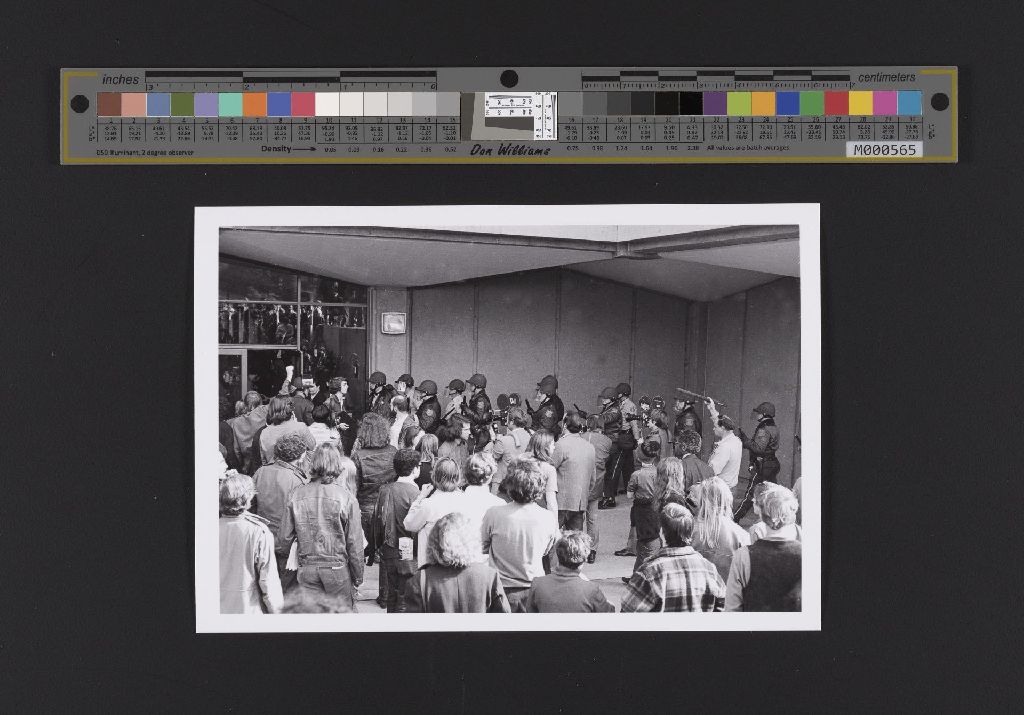Miniature of Photo of Stanford Student Strike at GSB South