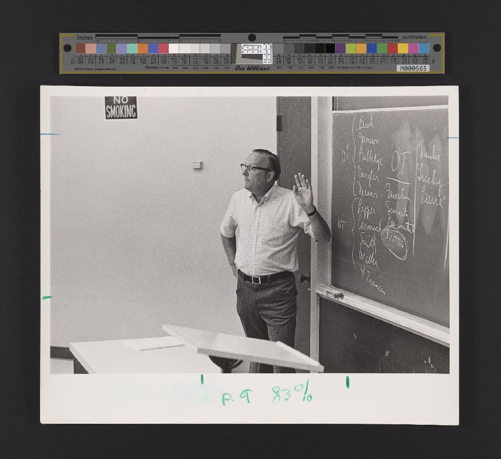 Miniature of Photo of Robert Davis teaching