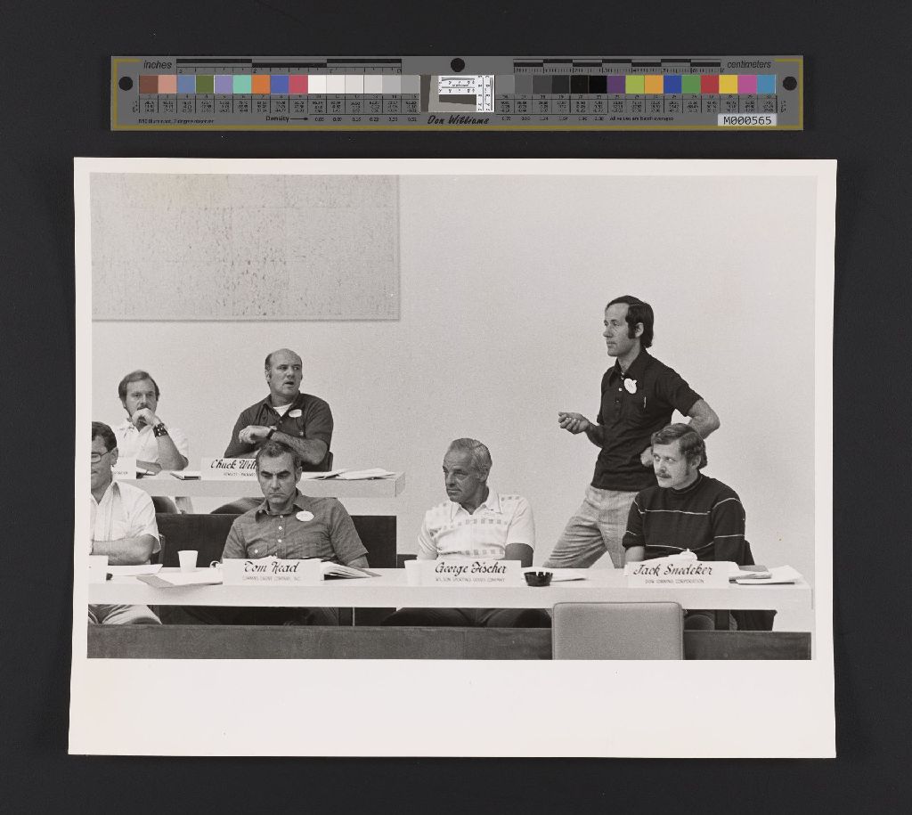 Miniature of Photo of Richard Pascale teaching